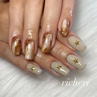 ミディアム ネイル richeri beautyのエステ・リラクイメージ