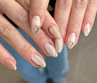 ネイル 新山 聖のネイルデザイン