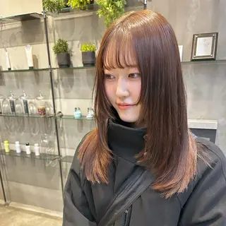 セミロング 縮毛矯正・似合わせ タナカ レイヤのヘアスタイル
