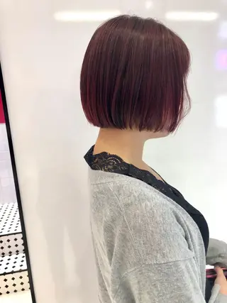 ショート カラー 相川 愛実のヘアスタイル