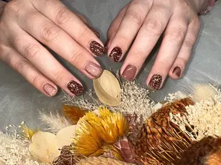 ネイル salon de 4H所属・小林 麻里のネイルデザイン