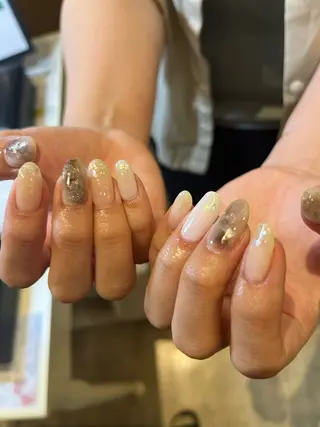 ネイル フォルチェ博多店 細田のネイルデザイン