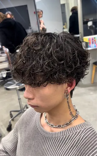 パーマ メンズ 松田 優斗のヘアスタイル