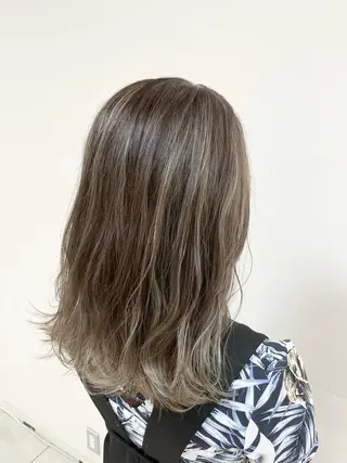 セミロング カラー ヘアアレンジ 【Sweep】おじま のぞみのヘアスタイル