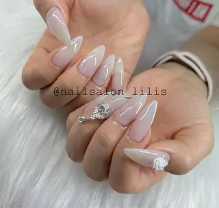 ネイル nailsalon Lilisのネイルデザイン
