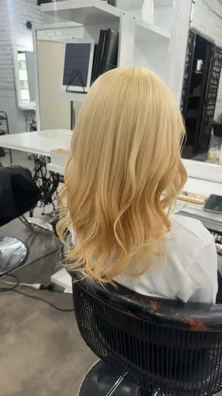 ロング SALOWIN札幌大通り所属・札幌ブリーチカラー/ ダブルカラー/ドイのヘアスタイル