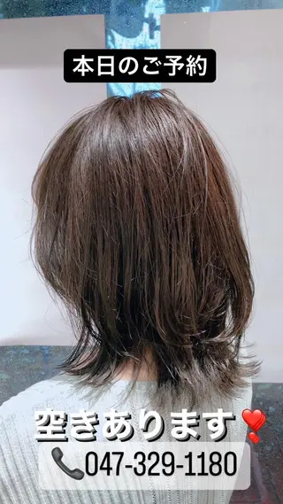 ミディアム カラー 芝田 望優のヘアスタイル