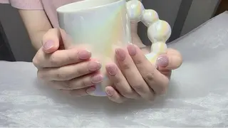 ミディアム 戸井田 静香のネイルデザイン