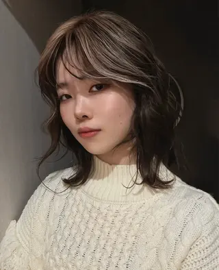 ミディアム 深澤 帆乃のヘアスタイル