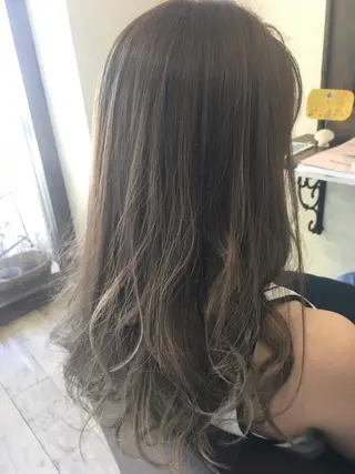 ロング 松本 亮のヘアスタイル