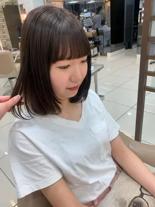 ミディアム カラー 羽エクステ🩷 🤍まき🤍のマツエク・マツパデザイン