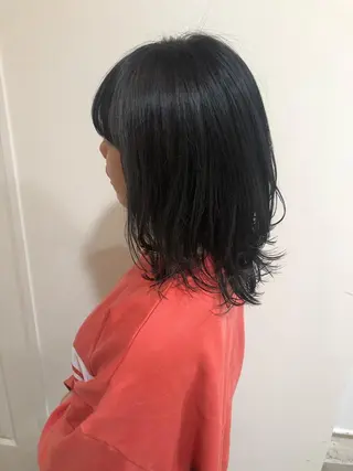 ミディアム カラー ヘアアレンジ MIOベージュカラー 柔らかいカラーのヘアスタイル