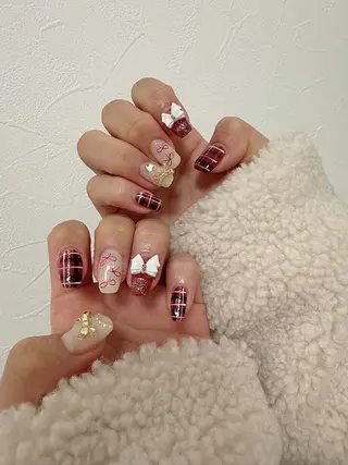 ネイル シュシュ 🎀 girly nailのネイルデザイン