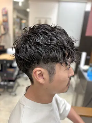 ミディアム パーマ 白髪ボカシカラー /骨格に合わせカットのヘアスタイル