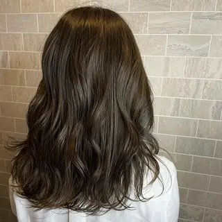 セミロング 齋藤 樹里のヘアスタイル