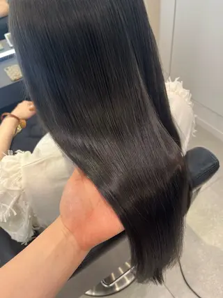 ロング 髪質改善・水素カラー ARIA（ému）のヘアスタイル