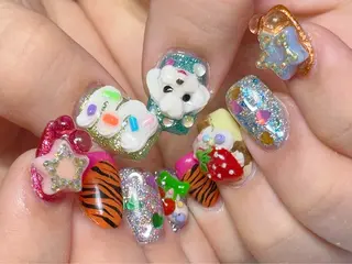 ネイル アイアムアイ 大村磨衣のネイルデザイン