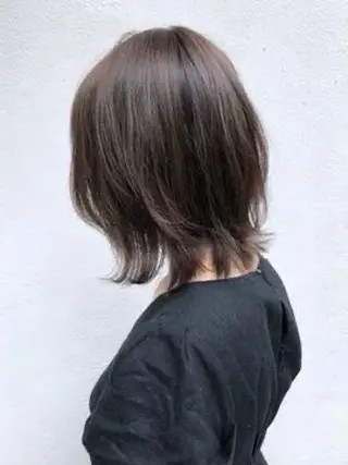 カラー YU MAのヘアスタイル