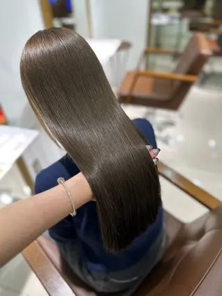 ロング カラー 髪質改善艶カラー🩶 Nanako ⟡.·のヘアスタイル