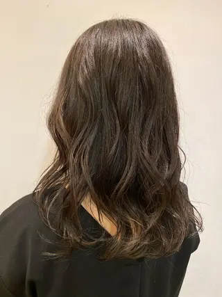 セミロング カラー 🌷レイヤー縮毛/ 艶カラー/ami🌷のヘアスタイル