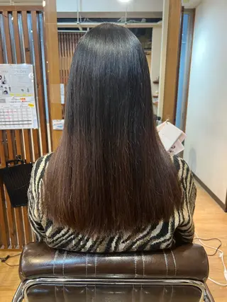 ロング 服部 楓のヘアスタイル