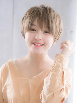 ショート カラー レイヤーカット✂️ 横浜No1♡下鳥翔子のヘアスタイル