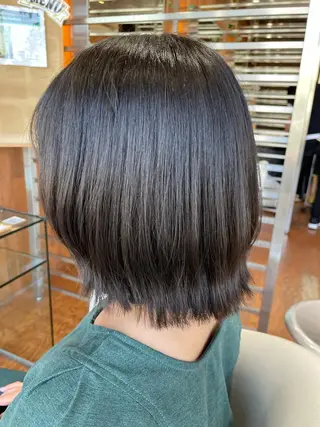 ショート Canon/ インナーカラー/小倉のヘアスタイル