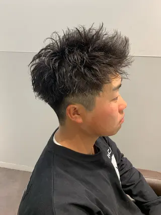 ショート パーマ メンズ 大江 晃人のヘアスタイル