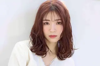 セミロング 川瀬 由詩のヘアスタイル