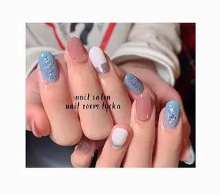 ネイル ﾈｲﾙﾙｰﾑﾘｯｶ 𝐦𝐚𝐲𝐮のネイルデザイン