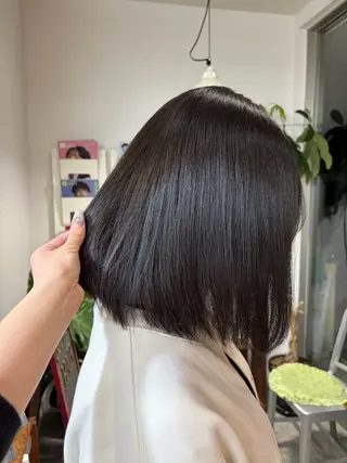カラー クラウンズヘア所属・浅尾 友菜のヘアスタイル