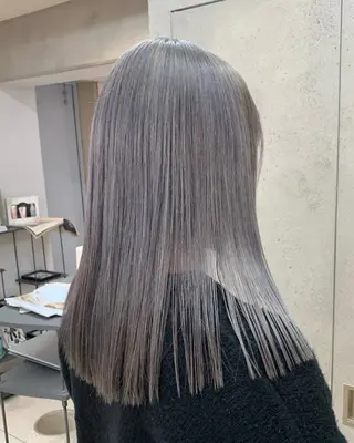 ミディアム カラー ヘアアレンジ ボブ/透明感ベージュ 🫧クルミ🌟のヘアスタイル