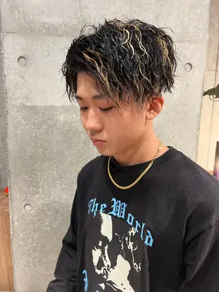 メンズ メッシュパーマ職人/ 窪田 優也/ツイスパのヘアスタイル