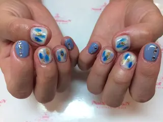 ネイル ネイルリボン 受付スタッフのネイルデザイン