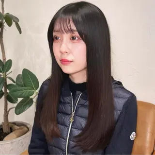 ロング ニュートラルカラー 🧊横田 さえのヘアスタイル