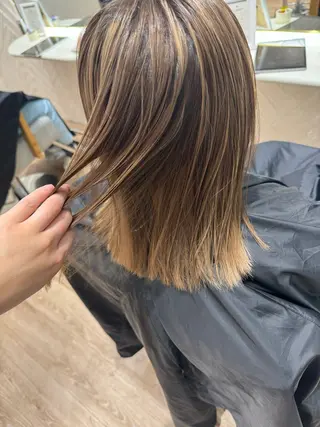 ミディアム カラー 河添 麗菜のヘアスタイル