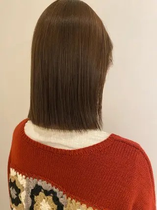 ミディアム カラー vixus mamiのヘアスタイル
