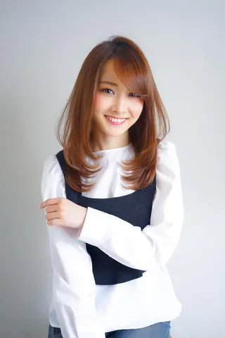 セミロング カラー パーマ ヘアアレンジ ショートの神✨AFL OAT 井上康平のヘアスタイル