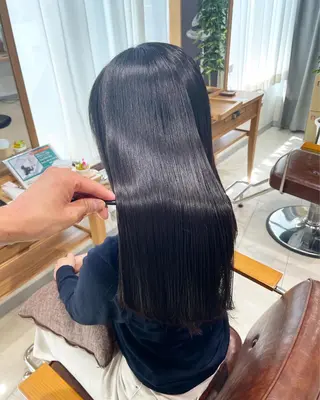 セミロング カラー パーマ 過去一の柔髪ヘア 🌿einshairのヘアスタイル