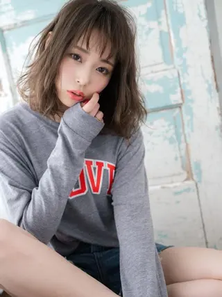 ミディアム カラー パーマ ヘアアレンジ キッズ ネイル マツエク・マツパ アイブロウ ✨落ち着いた接客 💡高橋優也💡のヘアスタイル