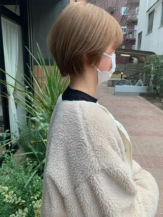 ショート カラー レイヤー/顔周り /AKARIのヘアスタイル