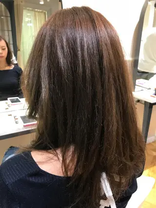 ロング 乾かすだけで艶髪酸性 ストレート髙橋悠耶のヘアスタイル