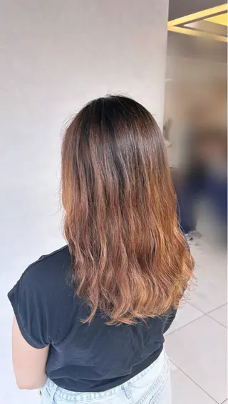 パーマ コテ巻きパーマ/ 韓国レイヤー/なおのヘアスタイル
