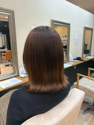 ミディアム しおり🍬 KOKORO🤍のヘアスタイル