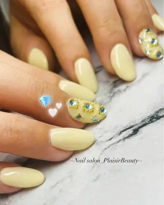 ネイル Nallsalon Plaisirbeauty所属・Plaisir beautyのネイルデザイン