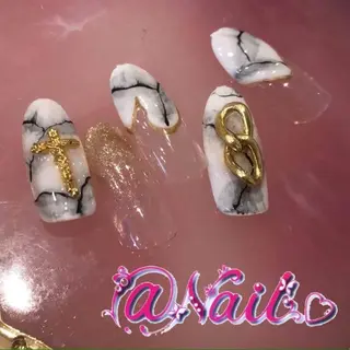 ネイル 小尾 栞のネイルデザイン