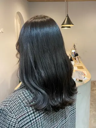 セミロング カラー 真弓 理沙/艶カラーのヘアスタイル