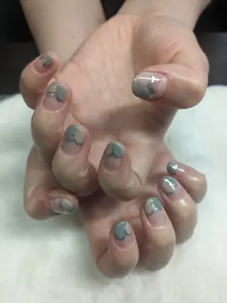 ネイル sanjo 🧸yuki🤎のネイルデザイン