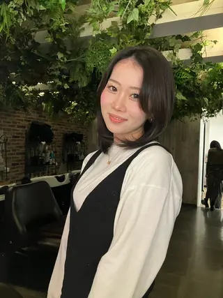 ミディアム カラー REBECCA所属・カラーモデル募集/ あやね☁໒꒱·ﾟのヘアスタイル