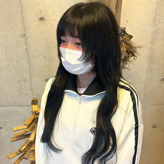 ロング 丸山 莉世のヘアスタイル